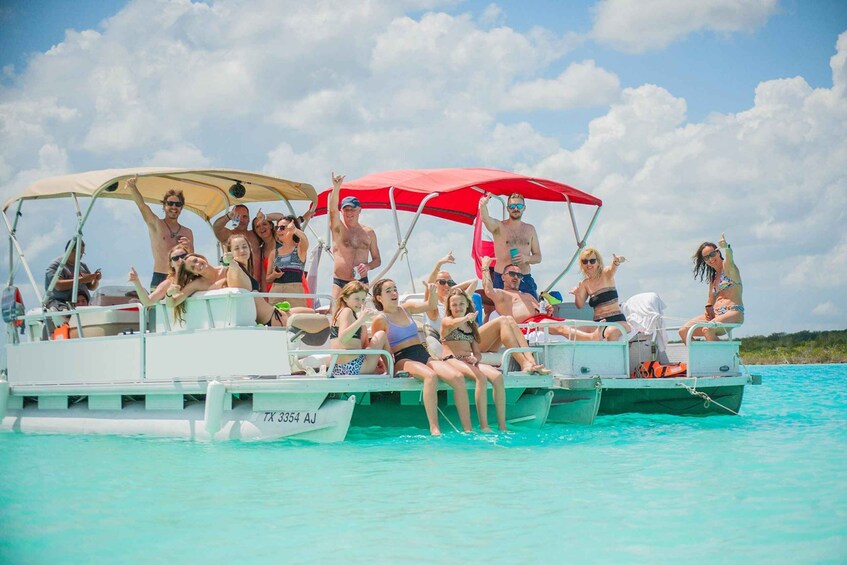 Chacchoben Mayan Ruins and Bacalar Lagoon Boat Excursion