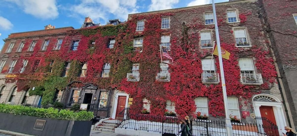 Picture 2 for Activity Dublin: Dublin City Highlights Private Guided Walking Tour