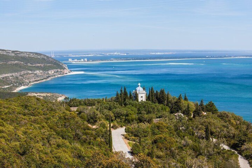 Private Tour to Lisbon's South Arrábida,Sesimbra,Palmela,Azeitão