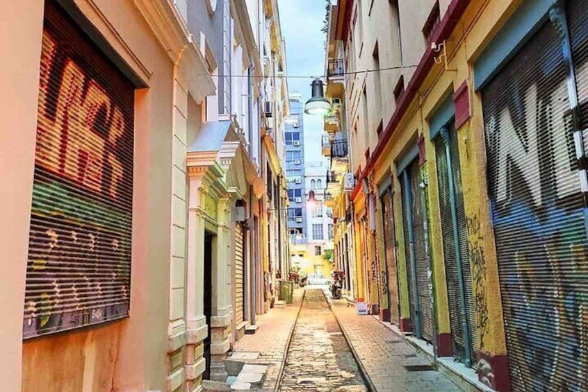 Thessaloniki Private Treasure Hunt & Tour w Food Stops