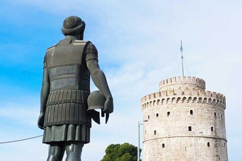 Thessaloniki Private Treasure Hunt & Tour w Food Stops