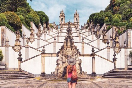 Authentic Braga & Guimarães: Small Historical Group Tour