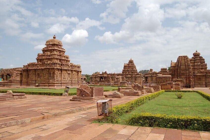 www.chuttibaaz.com - temples of karnataka