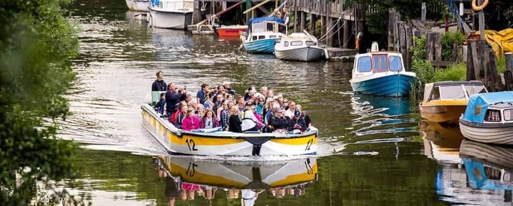 Picture 3 for Activity Gothenburg: Paddan Sightseeing Cruise on the Savean River