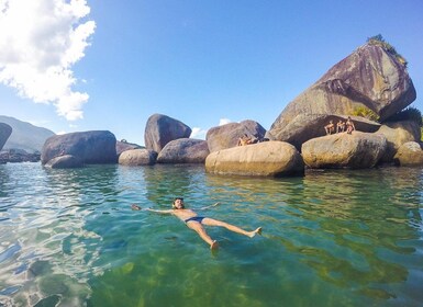 Dagtocht naar Trindade: Natuur- en zeeavontuur vanuit Paraty