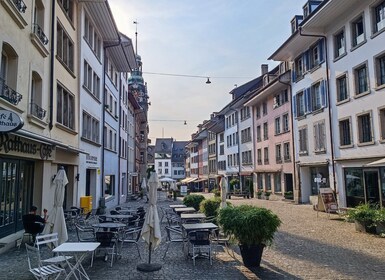 Lenzburg: Privat gåtur med en lokal guide