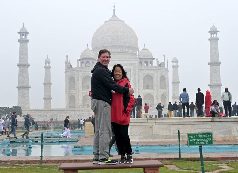 Picture 3 for Activity From Mumbai: Overnight Taj Mahal Tour with Flight & Hotel
