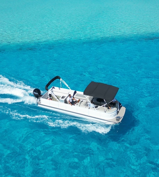 Bora Bora Private Lagoon Tour on a Prestigious Pontoon Boat