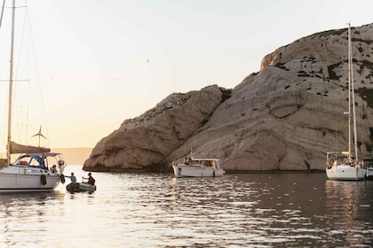 Marseille: Calanques Côte Bleue Marine Park Boat Cruise