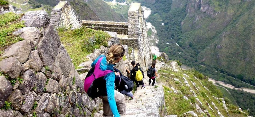 Machu Picchu Tour + Huayna Picchu Mountain