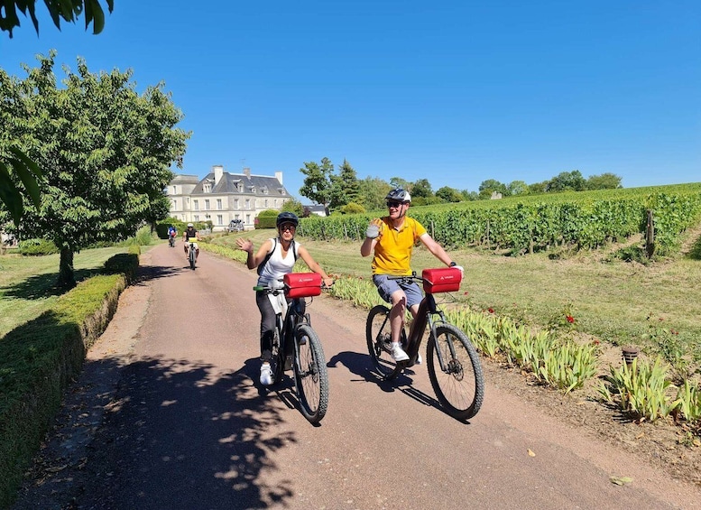 From Saumur: Loire Valley Private 2-Day Wine Cycling Trip