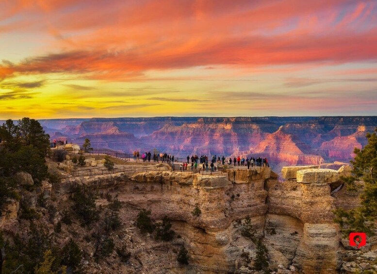 Picture 6 for Activity Grand Canyon South Rim: Canyon Rim Driving Tour