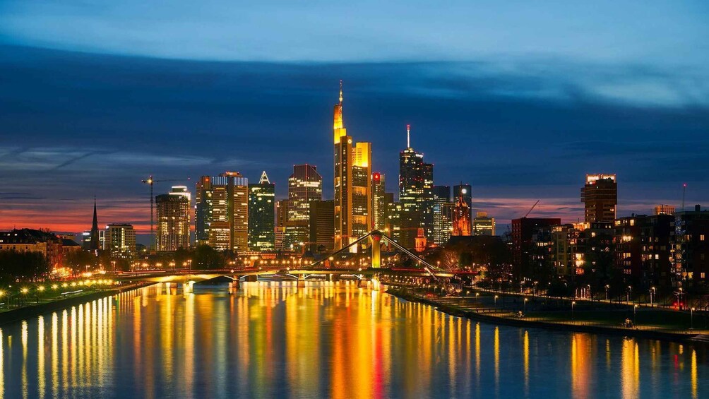 Frankfurt: Classic Public Walking Tour