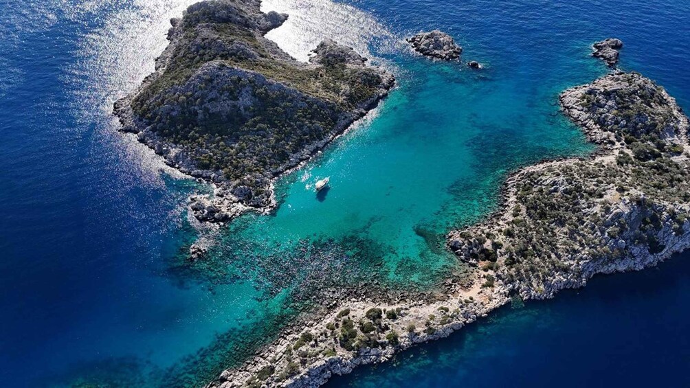 Picture 37 for Activity Kas: Kekova Island Sunken City & Historical Sites Boat Tour