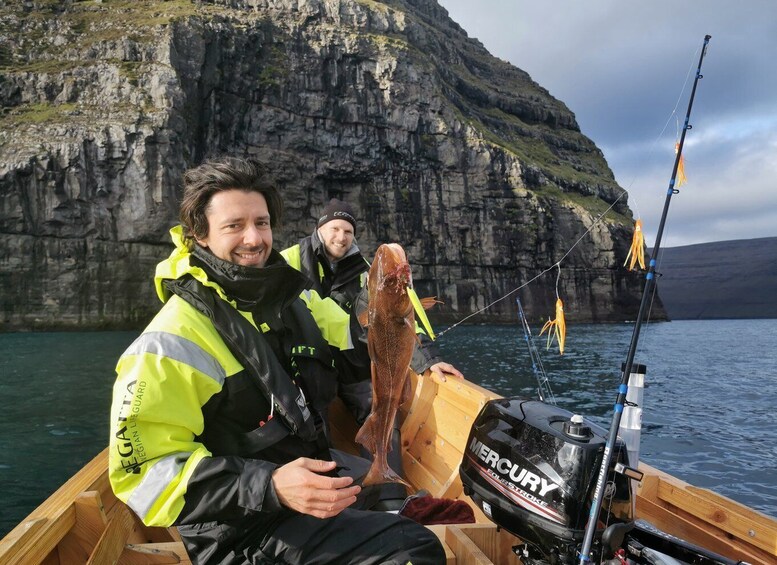 Árnafjørður: Guided Boat Tour with Fishing