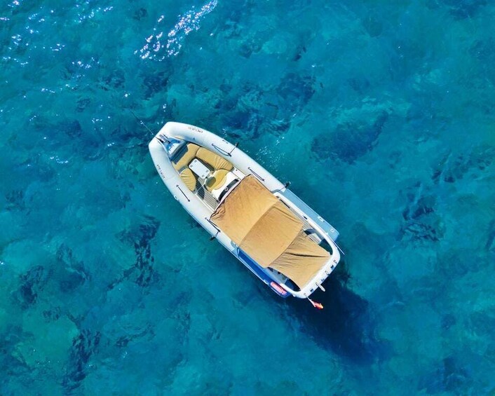 Picture 6 for Activity "Seaside Bliss: Boat, Snorkel, Sun, Sip, Snack Delights"