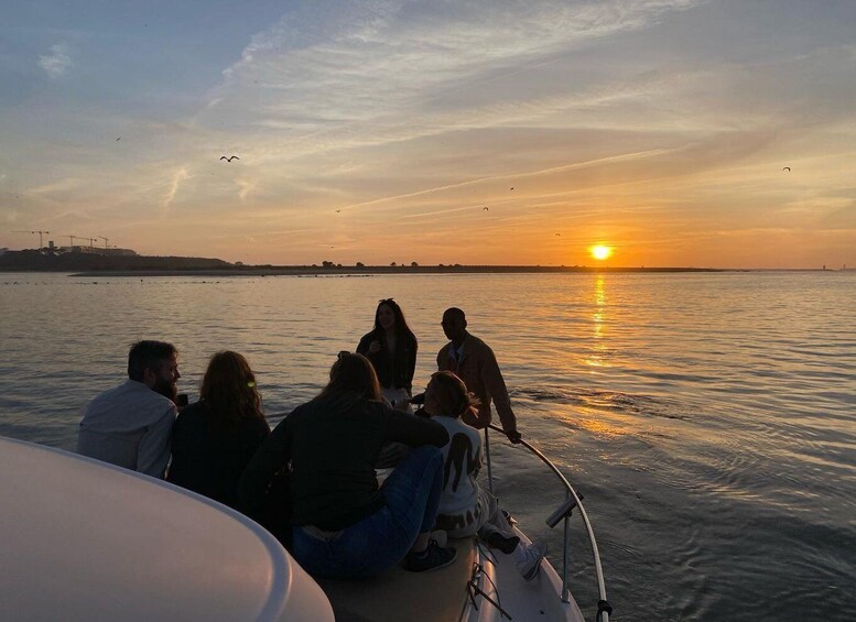 Picture 2 for Activity Porto: 6 Bridges City Cruise with Tasting & Sunset Option