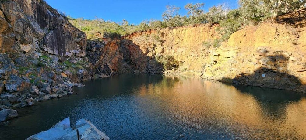 Perth: Hidden Gems Hiking Tour with Lunch and Cider