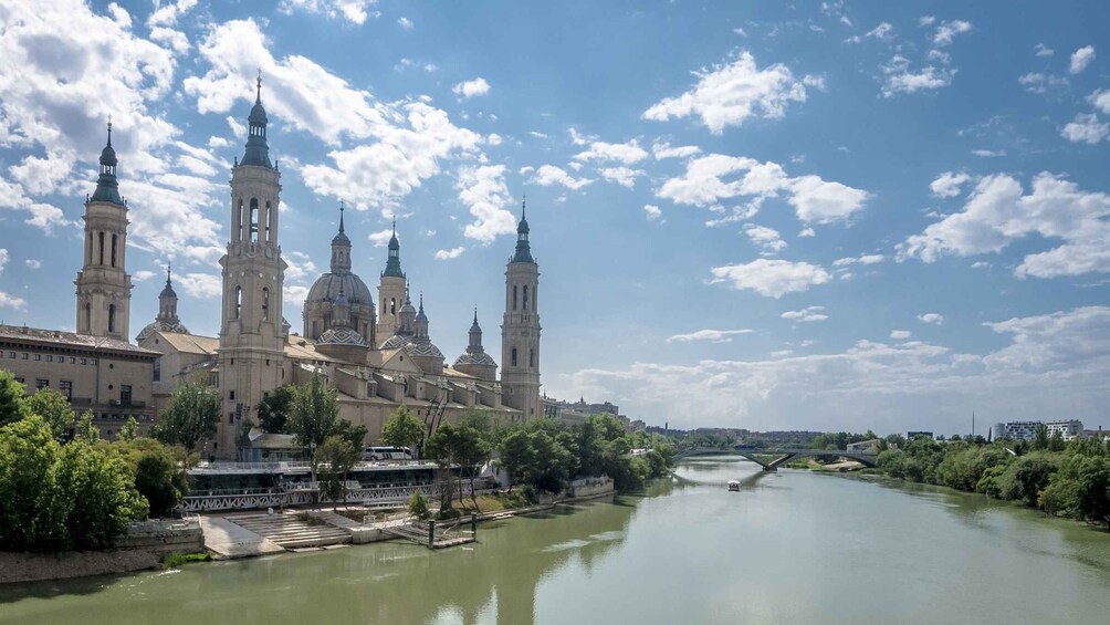 Zaragoza - Historic Walking Tour