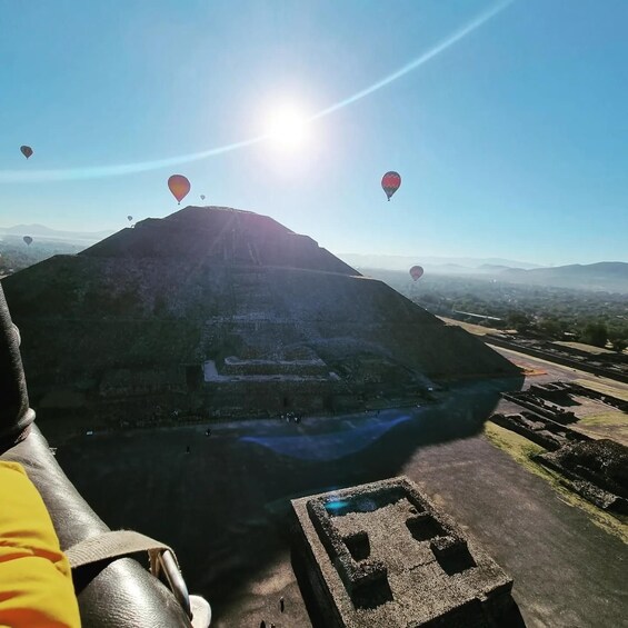 Picture 2 for Activity Hot Air Balloon Over Teotihuacán Valley