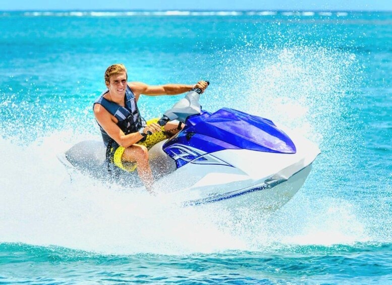 Picture 3 for Activity kendwa: jet ski experience