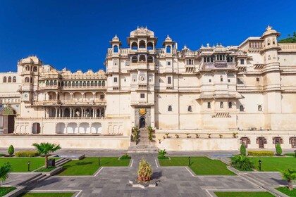 7 - Days Tour of Udaipur, Chittaurgarh, Pushkar and Jaipur