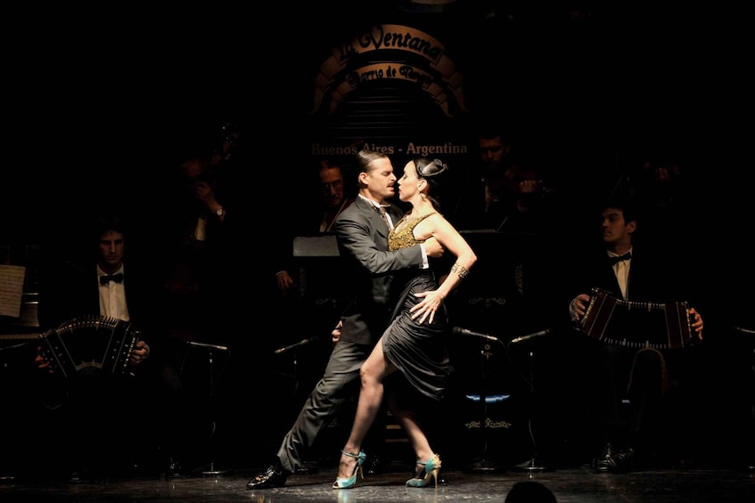 Picture 7 for Activity La Ventana VIP: Tango Lesson + Dinner + Show + Transfer free