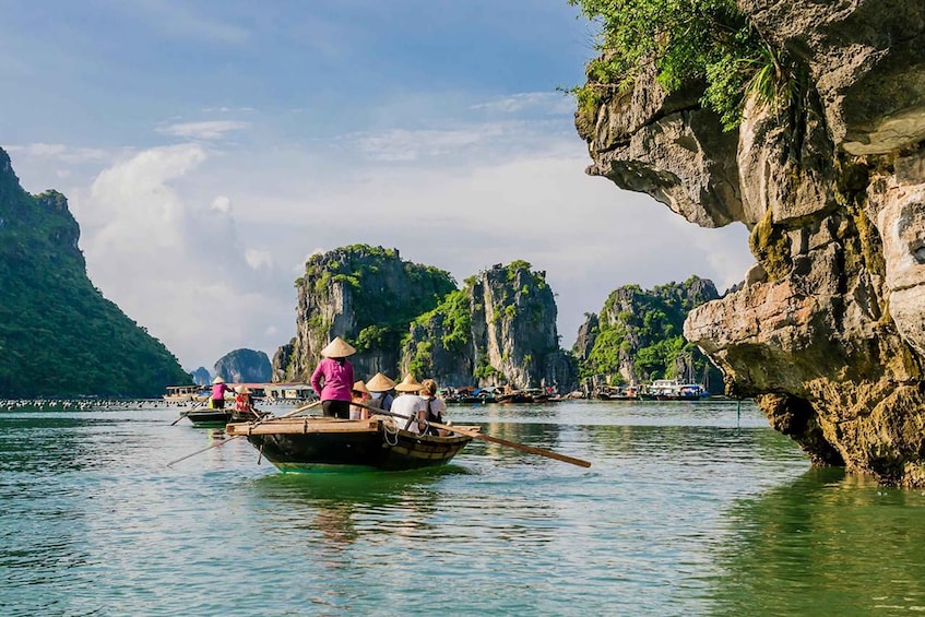 Picture 10 for Activity From Hanoi: 3-Day Luxury Tour Ninh Binh & Ha Long Bay Cruise