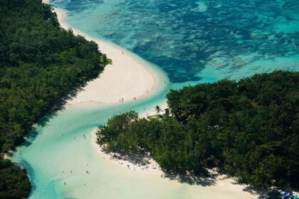 Ile aux Cerfsin pikaveneajelu ja kuljetus: Yksityinen tai jaettu