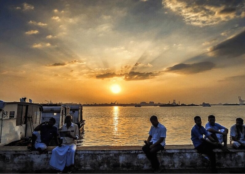 Picture 1 for Activity Kochi Night Walk (2 Hours Guided Walking Tour)