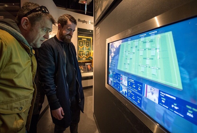Foto 2 von 8 laden Twickenham Stadium Tour and World Rugby Museum