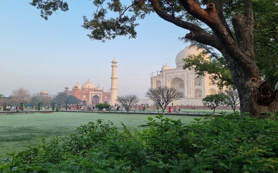 Picture 6 for Activity From Agra: One Day Trip of Taj Mahal & Fatehpur Sikri