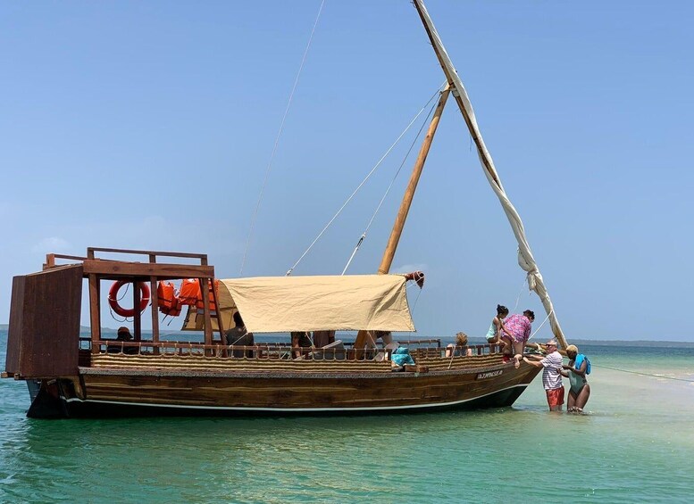 Picture 2 for Activity Private Dhow Cruise Lamu (Daytrip): Manda Toto Island