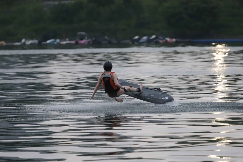 Picture 6 for Activity Seoul : Efoil Experience in Han River