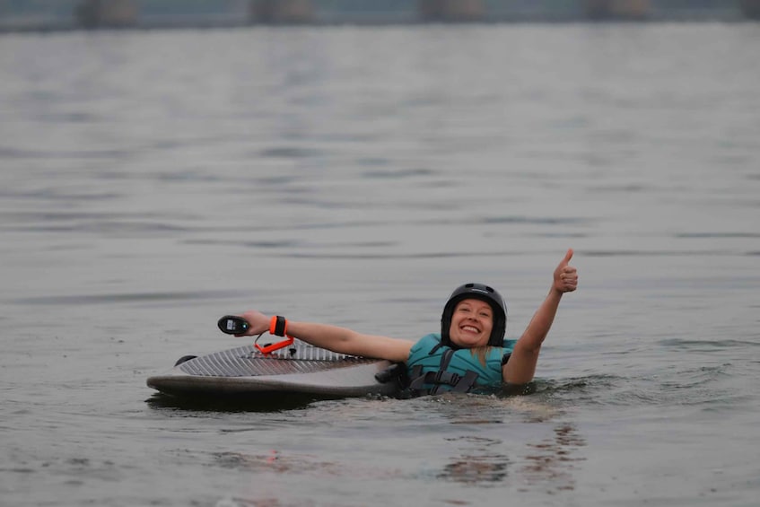 Picture 9 for Activity Seoul : Efoil Experience in Han River