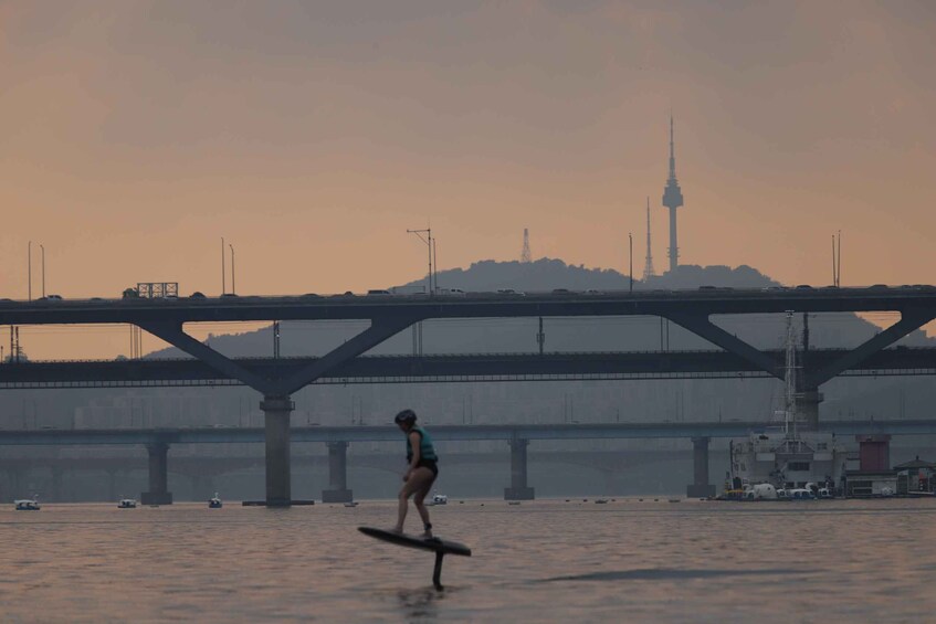 Picture 3 for Activity Seoul : Efoil Experience in Han River