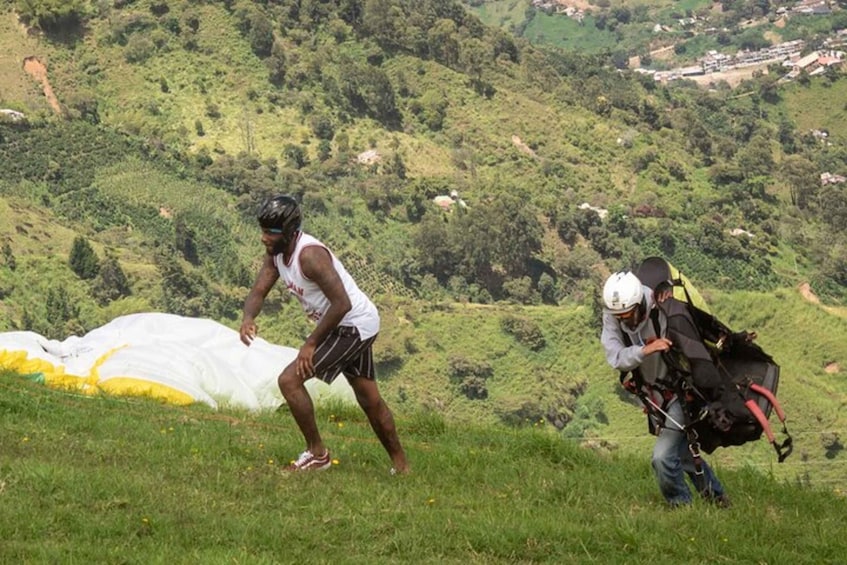 Picture 9 for Activity From Medellín: Paragliding Tour with GoPro Photos & Videos