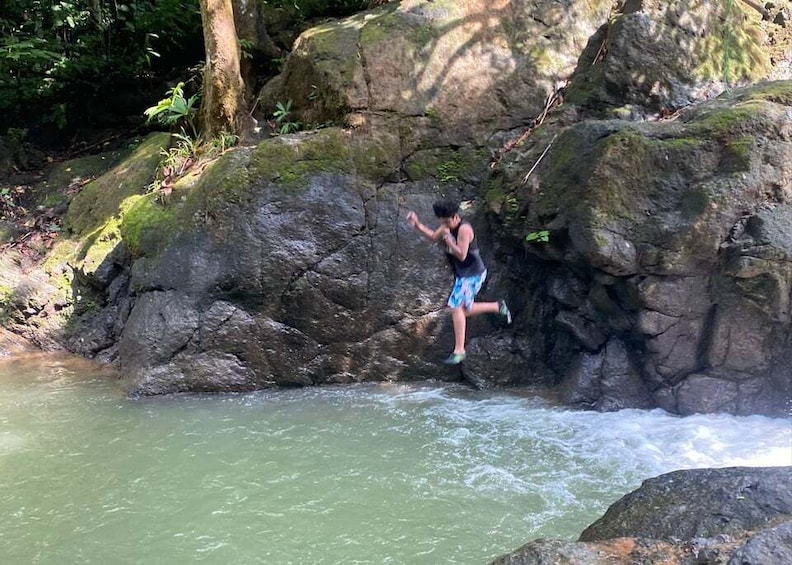 Picture 1 for Activity Manuel Antonio: Nauyaca Waterfall and Beach Towns Tour