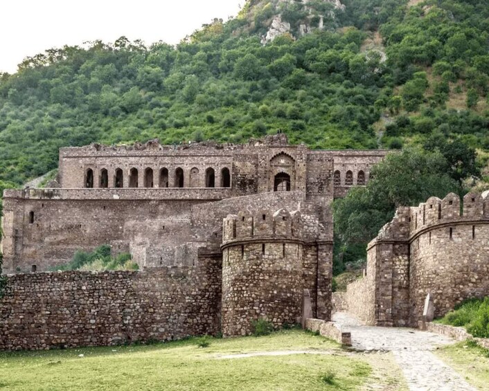 Picture 6 for Activity Jaipur to Haunted Bhangarh & Abhaneri Stepwell Day Tour