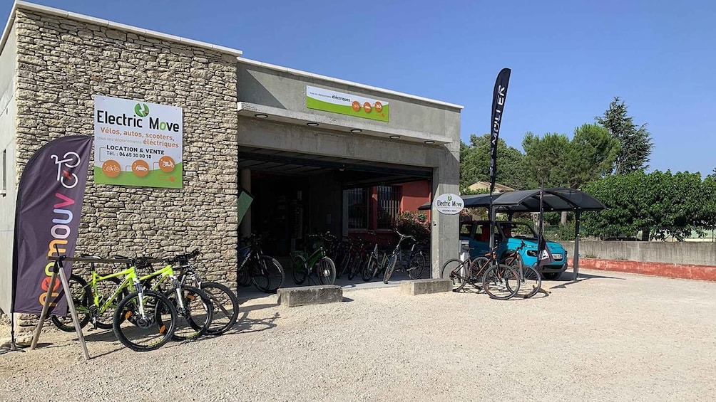 Picture 5 for Activity Luberon: Robion Bike Ride With Brewery Visit