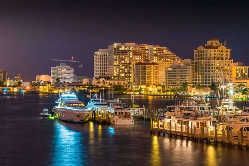 Picture 2 for Activity Fort Lauderdale: Night Cruise Through the Venice of America