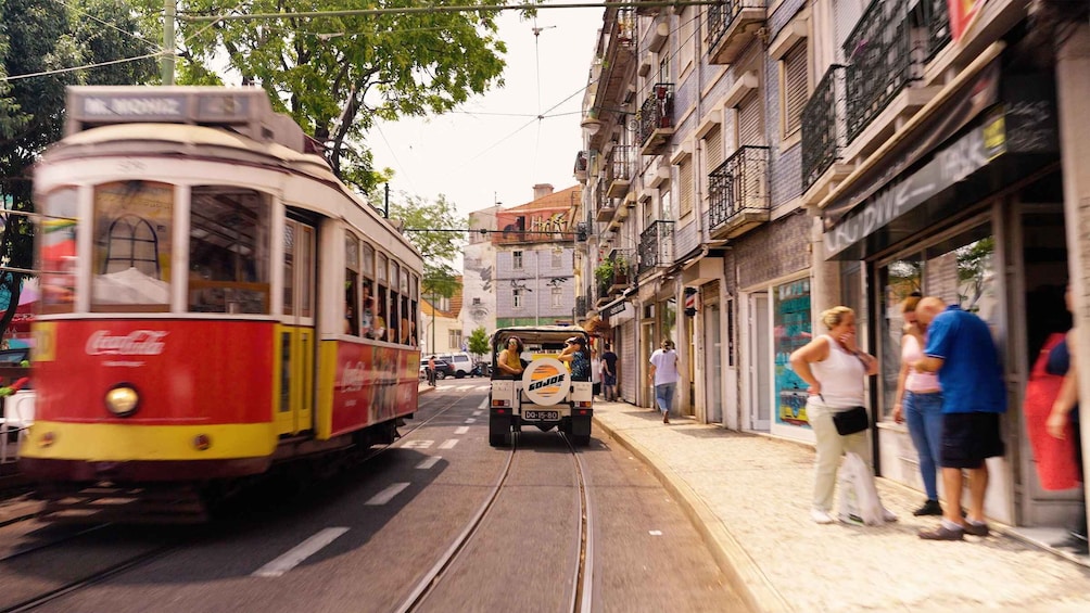 Picture 13 for Activity LISBON DAY TRIP in a Vintage Jeep with FOOD & DRINK Tastings