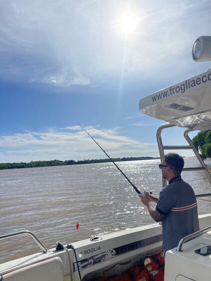 Picture 7 for Activity Tigre: Fishing Tour with Lunch and Drinks Included