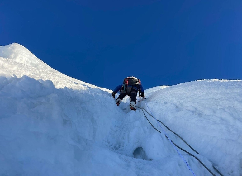 Picture 6 for Activity Island Peak Climb with EBC Trek - 17 Days