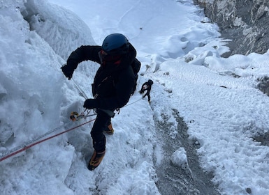 Island Peak Climb with EBC Trek - 17 Days