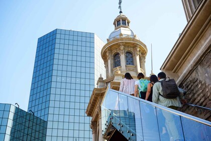 Tur Resmi Menara Lonceng Katedral Santiago