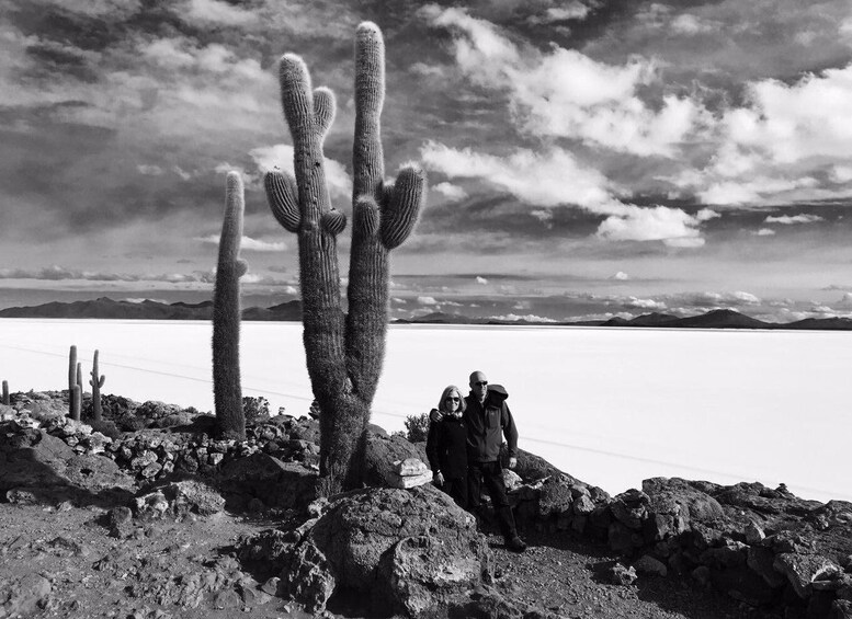 2-Days private tour from Chile to Uyuni Salt Flats