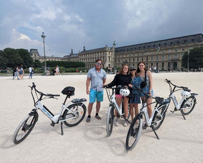 Picture 5 for Activity Paris: Guided Private E-bike Sightseeing Tour