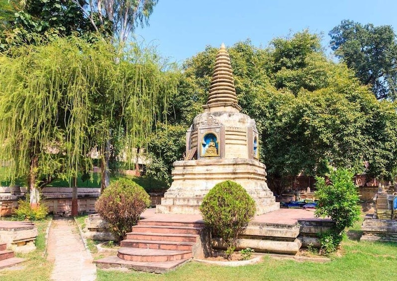 Picture 4 for Activity Varanasi to Bodhgaya: A Day of Spiritual Exploration