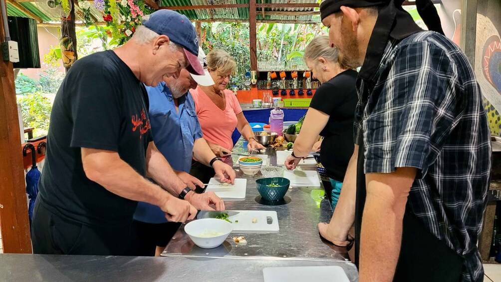 Picture 2 for Activity La Fortuna: Cooking Class+Tortilla Making+Dinner+Frog Tour